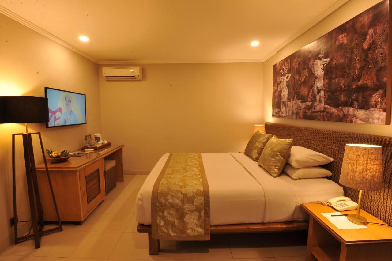 Puri Raja Hotel Легиан Екстериор снимка