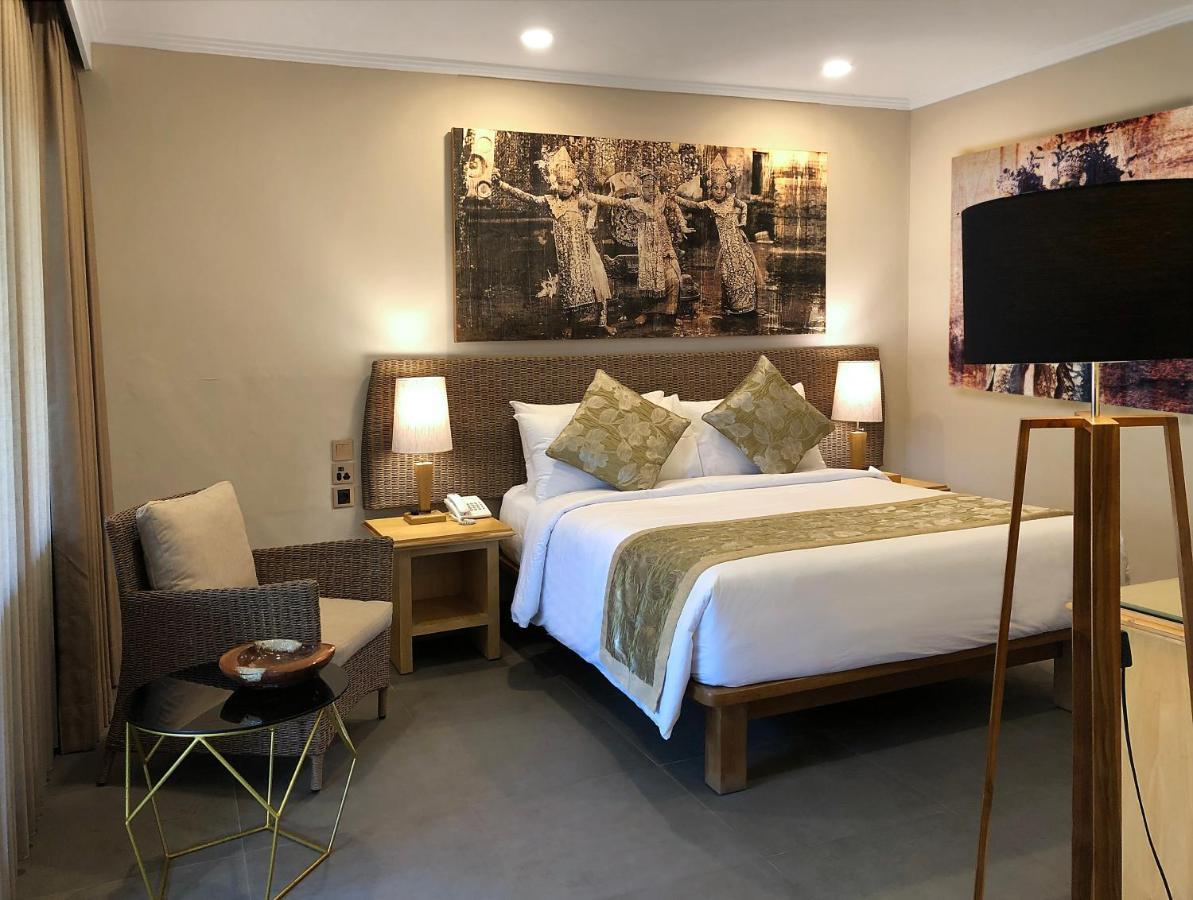 Puri Raja Hotel Легиан Екстериор снимка