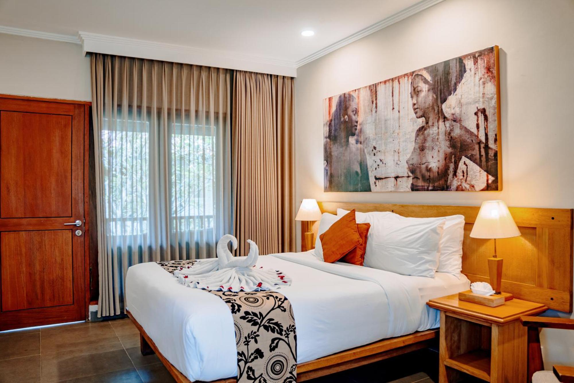 Puri Raja Hotel Легиан Екстериор снимка