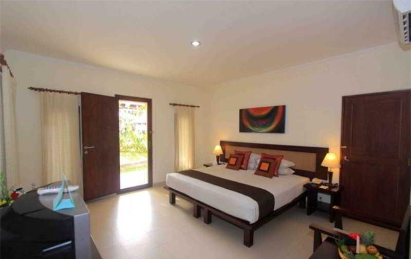 Puri Raja Hotel Легиан Екстериор снимка