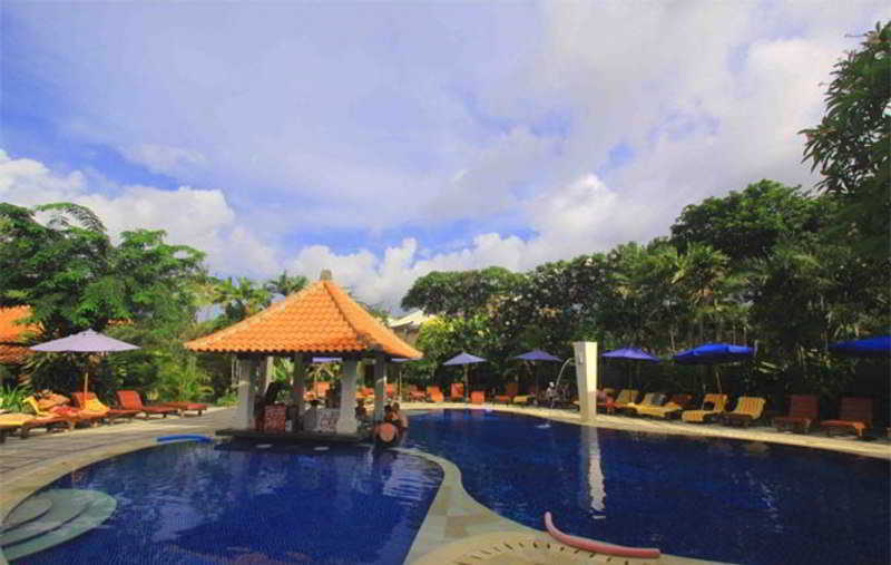 Puri Raja Hotel Легиан Екстериор снимка