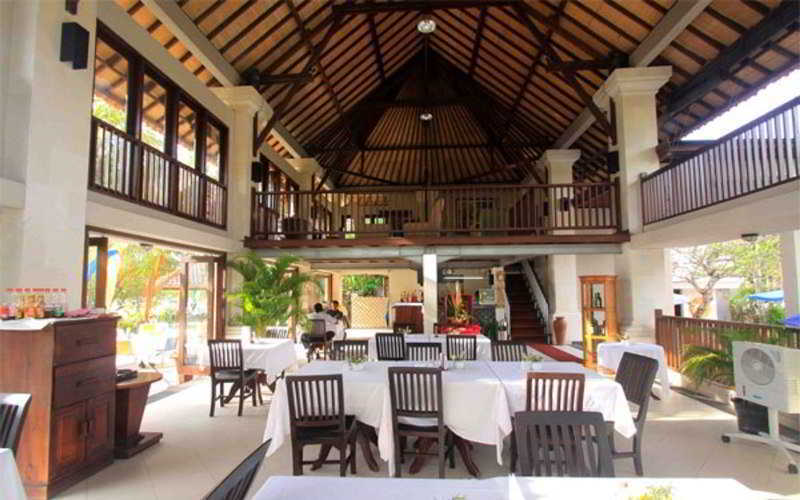 Puri Raja Hotel Легиан Екстериор снимка